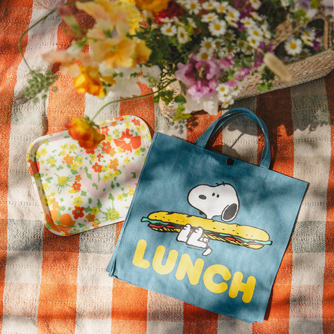 3P4 x Peanuts® - Snoopy Lunch Vintage-Style Market Tote